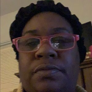 Meet your Posher, Stacey